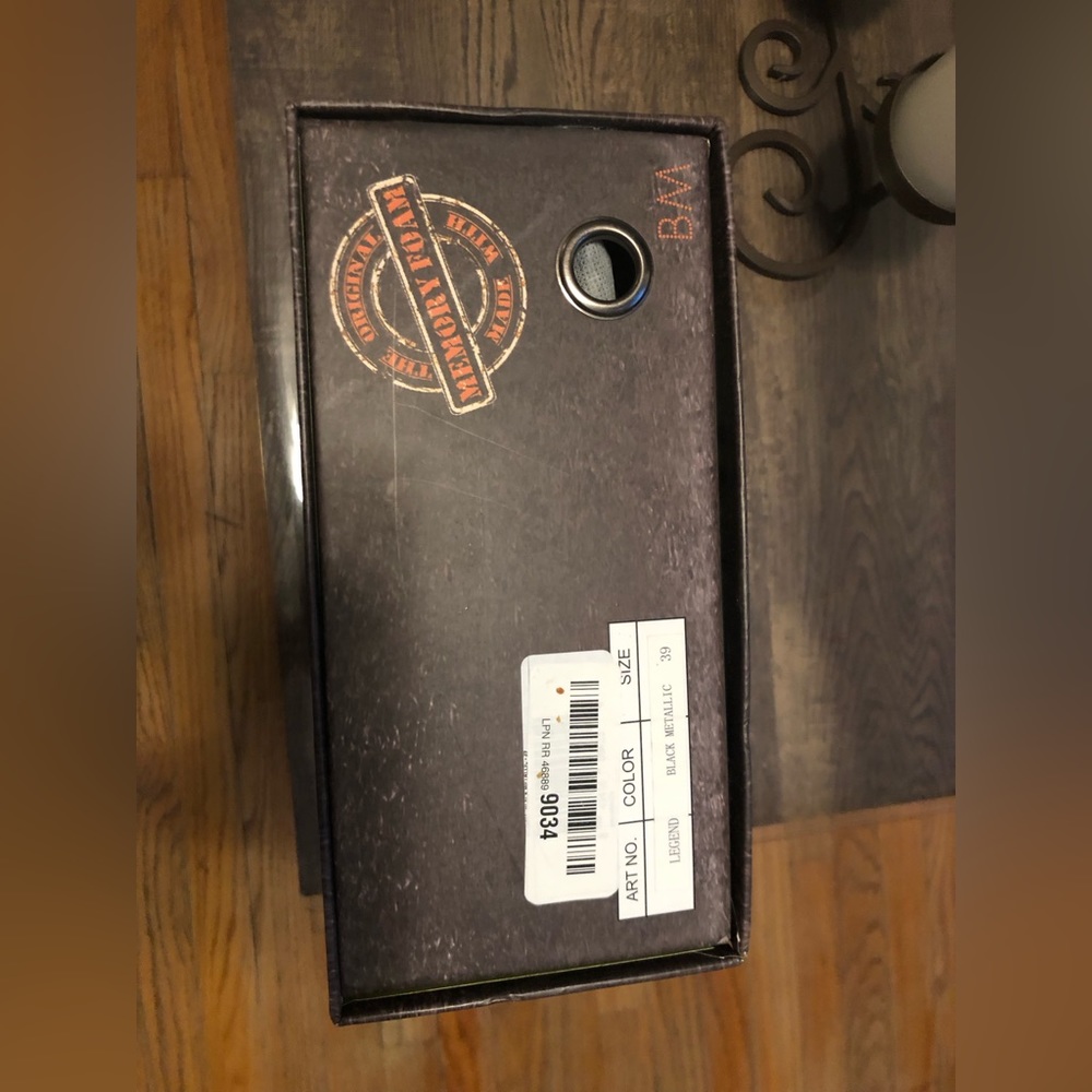 NIB,Bernie Mev black metallic Legend heels.  Size 39, never worn!